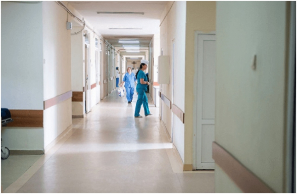 4-летняя девочка в тяжелом состоянии была госпитализирована из ереванского детсада в больницу, спасти ее не удалось